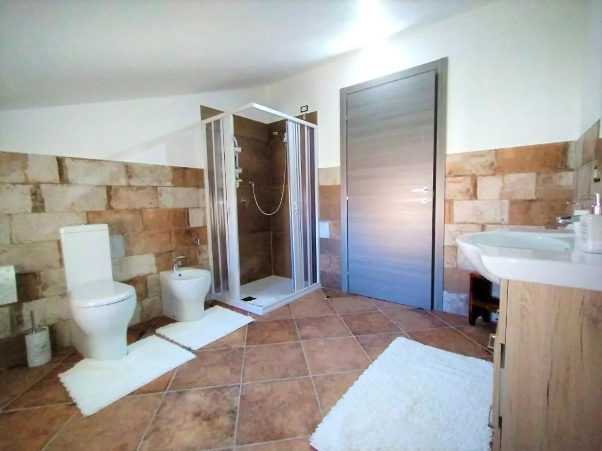 Zeus Casa Vacanza Olmedo Italy