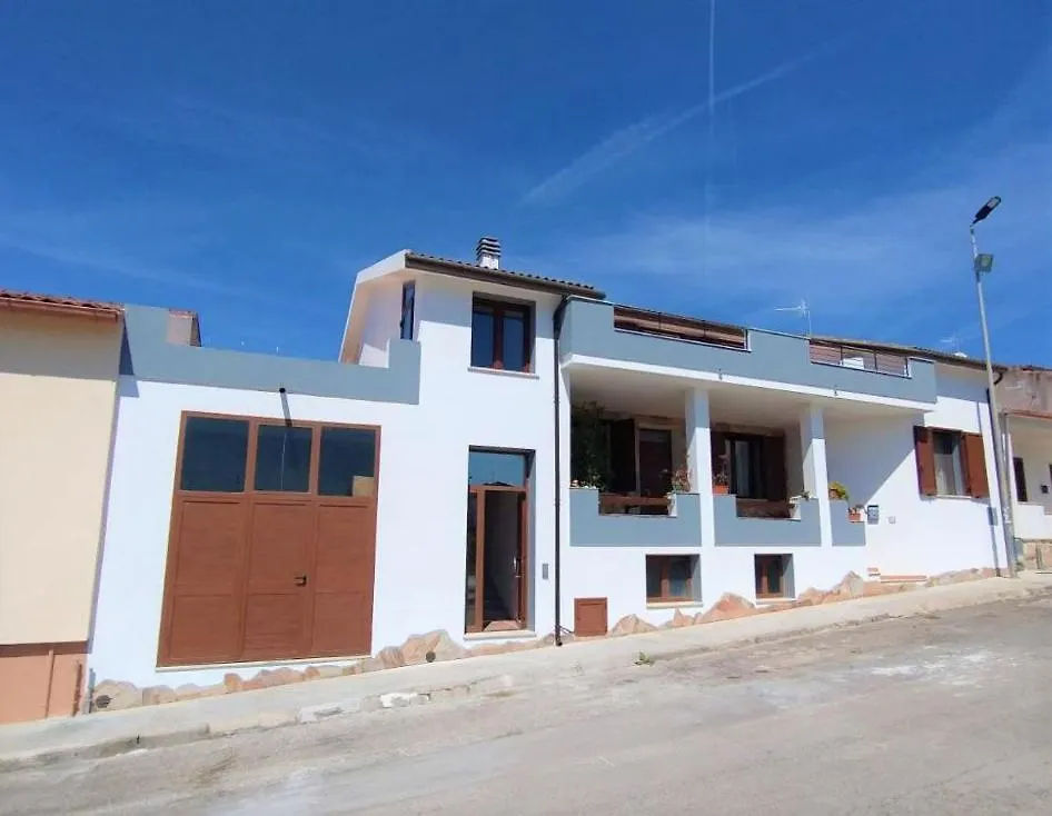 Zeus Casa Vacanza Olmedo 0*,  Italy